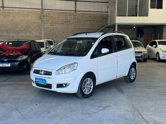 FIAT IDEA 1.4 MPI ATTRACTIVE 8V FLEX 4P MANUAL FIAT IDEA 1.4 MPI ATTRACTIVE 8V FLEX 4P MANUAL